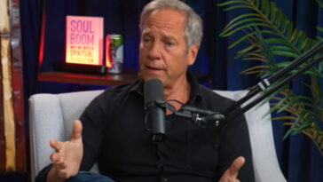 mike-rowe’s-anti-communism-message-on-twitter/x-goes-viral:-‘they-are-literally-quoting-karl-marx’