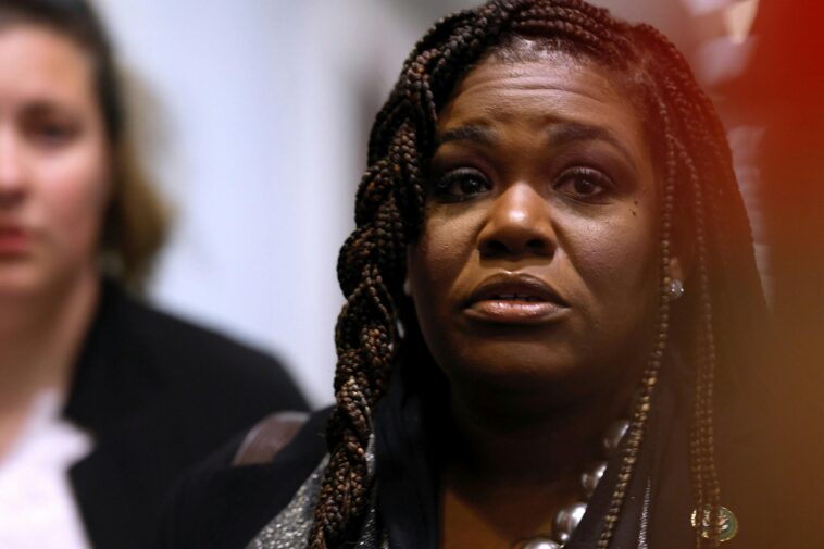 squad-member-cori-bush’s-comeback-bid-ends-in-humiliating-defeat