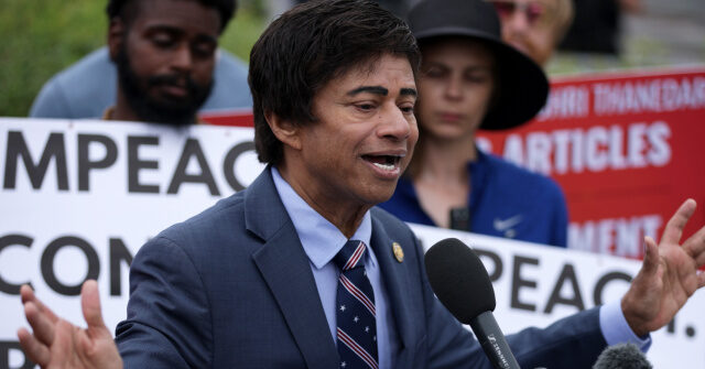 ex-socialist-democrat-thanedar-faces-ouster-by-the-dsa-he-left-behind