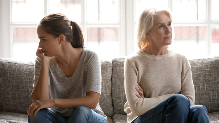 5-reasons-more-americans-are-cutting-off-their-own-parents,-according-to-psychologist