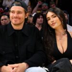madison-beer-pets-justin-herbert’s-face-at-training-camp,-buc-ee’s-goes-after-illegal-beaver-&-ric-flair