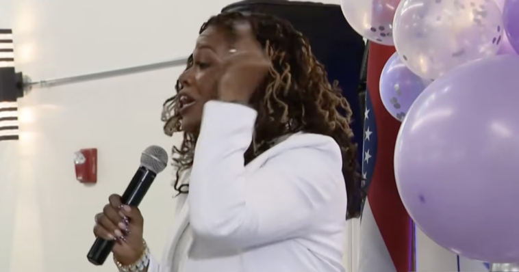 womp-womp:-“it-pisses-me-off”-–-cori-bush-lashes-out-in-screaming-concession-speech-after-failed-comeback-attempt:-“respectability-politics-don’t-even-see-you!”-(video)