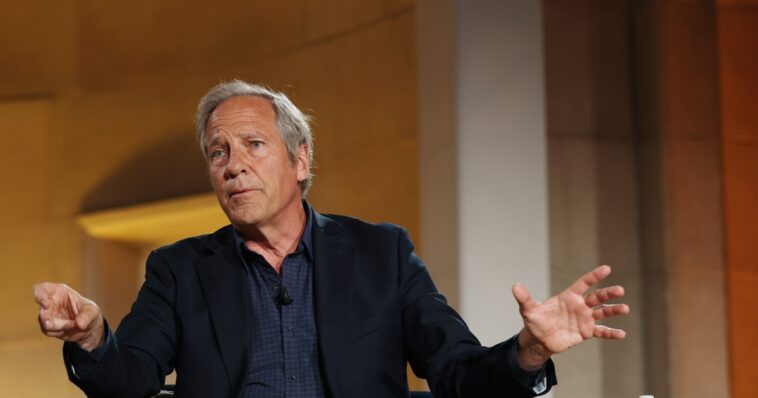 mike-rowe-shuts-down-leftist-critics-one-by-one-after-his-truth-bomb-about-democrats-triggers-backlash