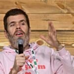 video:-celebrity-blogger-perez-hilton-‘covered-in-blood’-on-livestream,-hospitalized-after-police-investigation