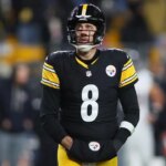 anthony-fauci’s-lawyer-says-aaron-rodgers-‘should-stick-to-football’-after-scorching-him-on-pat-mcafee’s-show