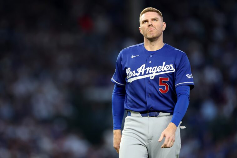 dave-roberts-reveals-extent-of-freddie-freeman-injury-after-cubs-sweep-dodgers