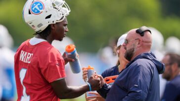 brian-daboll-puts-giants-tenure-behind-him-while-mentoring-cam-ward-in-unlikely-robert-saleh-pairing
