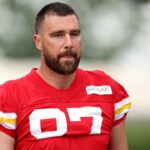 chiefs-coach-andy-reid-has-a-blunt-response-to-everyone-freaking-out-over-travis-kelce’s-dad-bod