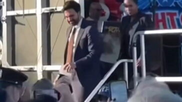 oof!-zohran-mamdani-booed-off-the-stage-at-nypd-event-on-staten-island-(video)