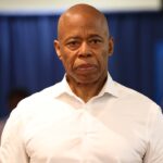 eric-adams-battles-tense-crowd-as-wisconsin-audience-erupts-over-ai-data-center-proposal