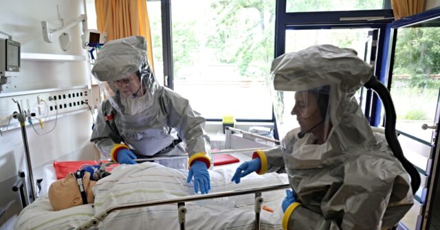 who.-seeks-volunteers-for-ebola-vaccine-trial-as-death-rate-soars