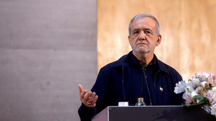 iran’s-president-blames-foreign-pressure-as-expert-warns-regime’s-economy-nears-breaking-point