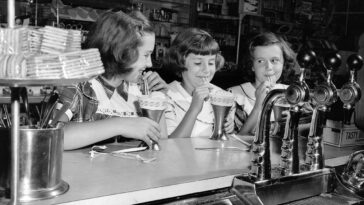national-root-beer-float-day-celebrates-american-classic-that-younger-generations-are-leaving-behind