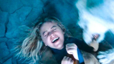 nolte:-‘supergirl’-exits-theaters-a-‘howard-the-duck’-sized-failure