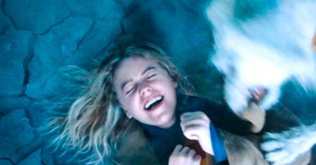 nolte:-‘supergirl’-exits-theaters-a-‘howard-the-duck’-sized-failure