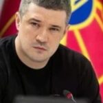 ukraine-defense-reshuffle:-why-did-ukraine-fire-its-popular-defense-minister?
