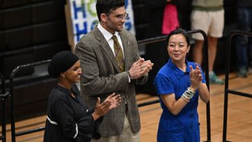 wisconsin-dem-gov.-says-socialist-candidate-is-‘in-a-tough-place’-after-thanksgiving-uproar
