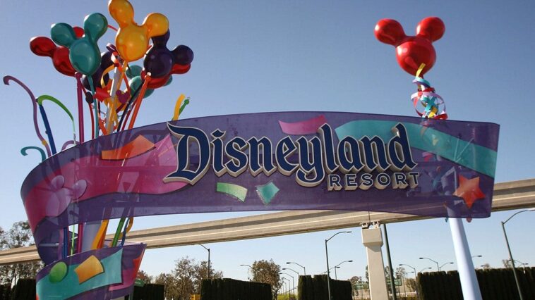disneyland,-actors’-union-clash-over-parental-leave,-benefits-as-union-negotiates-first-contract