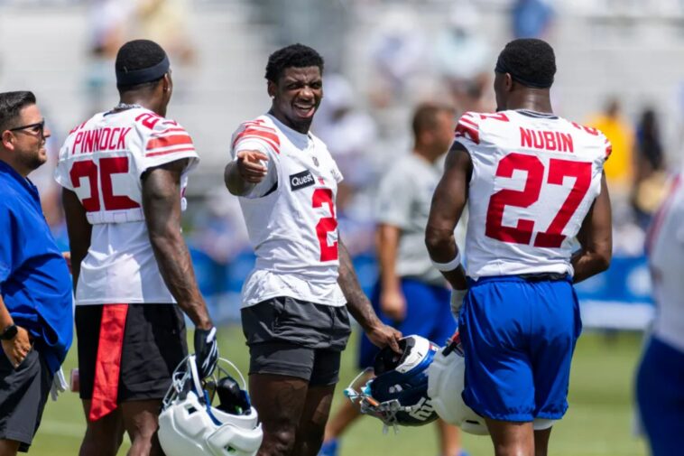 deonte-banks-finds-himself-in-giants-training-camp-starting-battle-after-two-rough-seasons