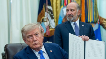 trump-signs-orders-that-end-birth-tourism,-limit-birthright-citizenship