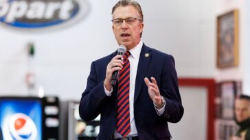 trump-backed-freedom-caucus-member-loses-primary-challenge