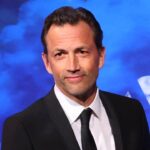 ‘melrose-place’-star-andrew-shue-says-70%-believe-the-american-dream-is-‘dead-or-dying’