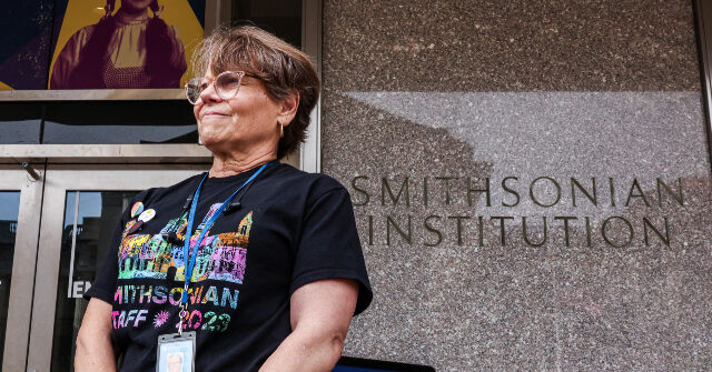 republican-lawmakers-threaten-to-decrease-smithsonian’s-taxpayer-funds-to-ensure-museums-‘tell-the-truth-about-the-american-story’