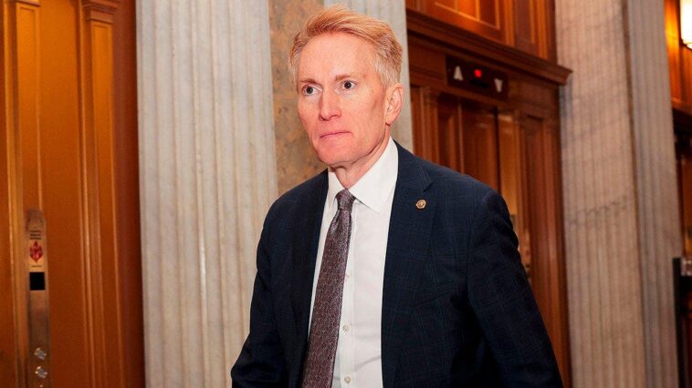 sen-lankford-accuses-pornhub-of-‘preying-on-children’-in-blistering-letter