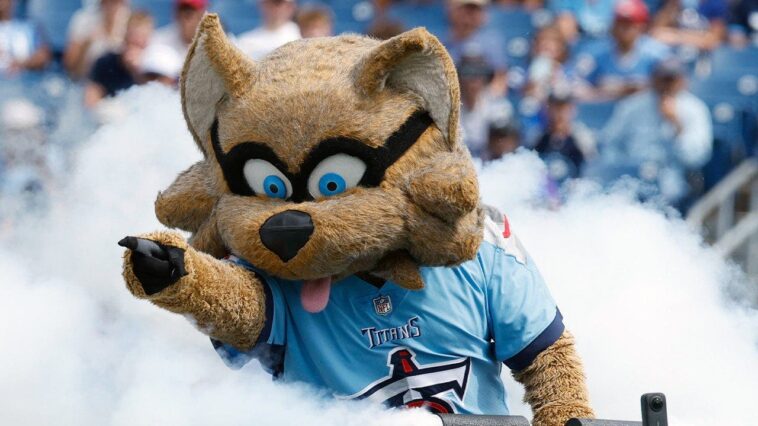 tennessee-titans-revamped-their-mascot-and-social-media-certainly-had-some-thoughts