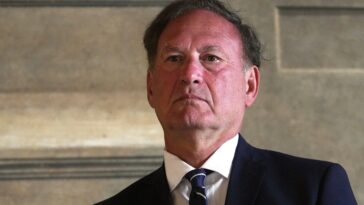 samuel-alito-staying-on-supreme-court-bench-for-another-term-after-npr-erroneously-reported-his-retirement