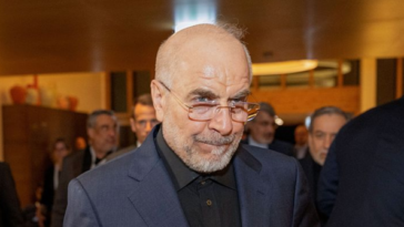 iran-continues-to-trash-us.,-claims-no-peace-talks
