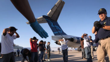 ap-norc-poll-shows-stronger-support-for-deporting-illegal-immigrants