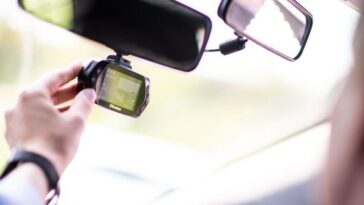 flock-planned-to-use-350,000-uber,-lyft-and-delivery-drivers-as-mobile-license-plate-cameras