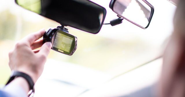 flock-planned-to-use-350,000-uber,-lyft-and-delivery-drivers-as-mobile-license-plate-cameras