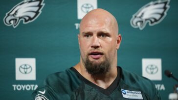 eagles’-lane-johnson-reveals-he’s-‘probably’-retiring-after-2026-season