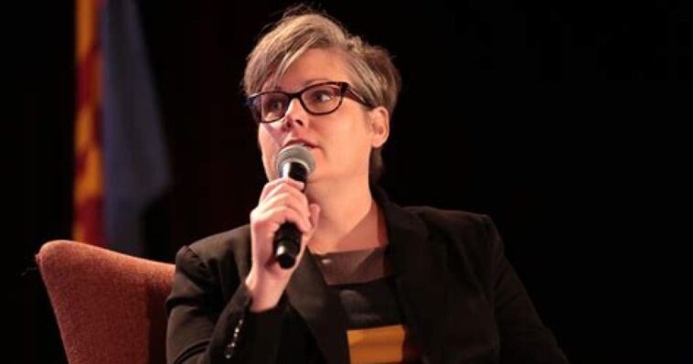 exclusive:-from-burger-king-to-the-governor’s-office-– katie-hobbs-takes-control
