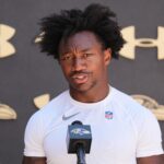 zay-flowers-leaves-practice-in-ravens-injury-scare-days-after-signing-$140-million-contract