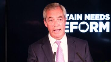 counter-terror-police-reopen-inquiry-into-farage-home-‘firebombing’-attempt