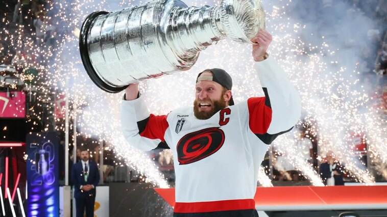 everyone-wants-what-one-minor-league-baseball-team-put-out-as-a-hilarious-tribute-to-the-carolina-hurricanes