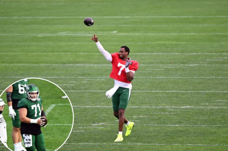 geno-smith,-new-look-jets-offense-get-a-training-camp-reality-check-with-‘up-and-down-day’