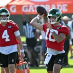 cade-klubnik-impresses-with-arm-during-jets’-two-minute-drill