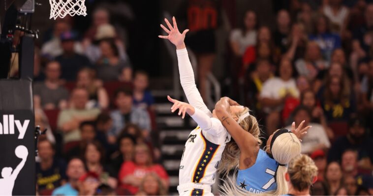 watch:-wnba-player-ejected-after-nearly-taking-off-sophie-cunningham’s-head-with-clothesline-maneuver
