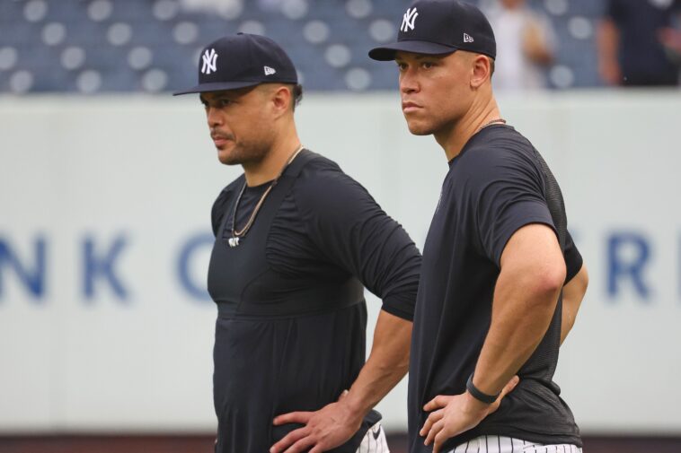 aaron-boone-hints-at-giancarlo-stanton-progress-in-ambiguous-yankees-sign