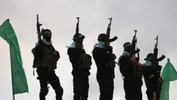 islamic-charity-in-britain-accused-of-funnelling-money-and-goods-to-hamas-leaders:-report