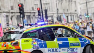 female-police-officer-fired-and-blacklisted-over-transgender-joke