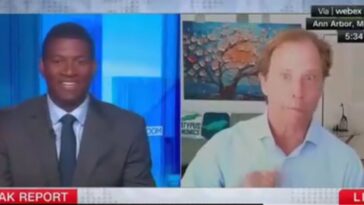 watch:-cnn-economist-swallows-a-fly-mid-sentence-and-keeps-talking-about-jobs-numbers