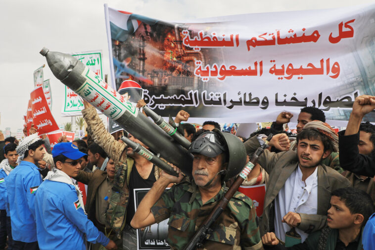 iran-backed-houthis-attack-aramco-refinery-in-saudi-arabia,-red-sea-port