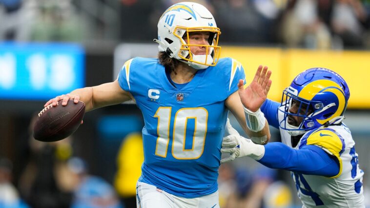 los-angeles-chargers-betting-outlook:-can-justin-herbert-and-mike-mcdaniel-finally-deliver?