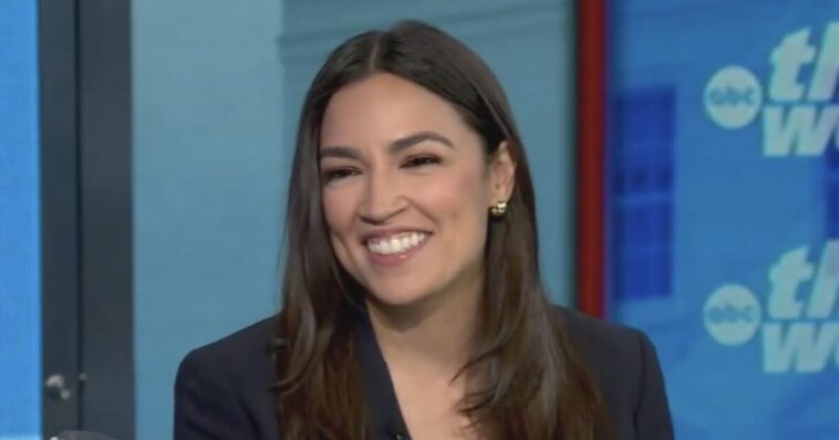 (video)-aoc-says-she-hasn’t-“ruled-out-the-possibility”-of-2028-presidential-run-or-primary-against-chuck-schumer
