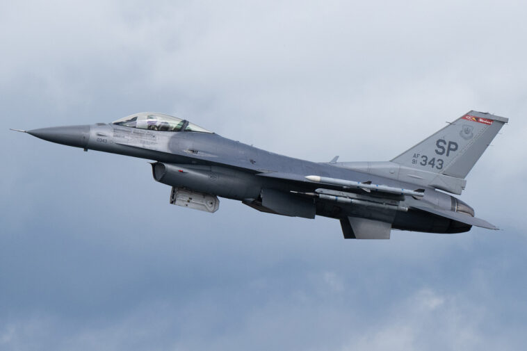 norad-intercepts-planes-violating-airspace-near-trump’s-golf-club-in-bedminster